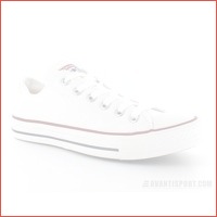 Converse Chuck Taylor Sneakers