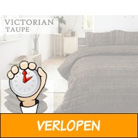 Luxe Victorian bedsprei