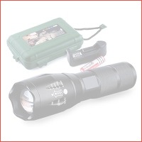 Militaire Zaklamp Met Accessoire Box