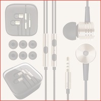 Xiaomi MI in EAR headphones