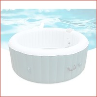 AquaMax jacuzzi