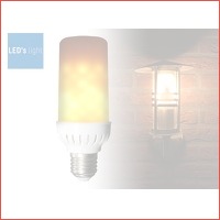 LED-lamp met vuursimulatie