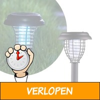 Lamp en insectenverdelger in een