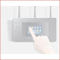 Tp-link wi-fi versterker met touch scree..