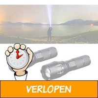 2 militaire LED zaklampen