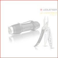 Led Lenser zaklamp en Leatherman multito..