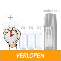 SodaStream Spirit met vulflessen en glazen