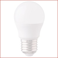 E27 LED Lamp 5,5 Watt Kogellamp G45 2700..