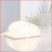 Boek lamp