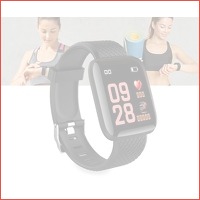 Smartwatch fitness tracker