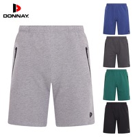 Bekijk de deal van Elkedagietsleuks HomeandLive: Jogging shorts van Donnay