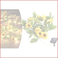 Solar lichtslinger met zonnebloemen